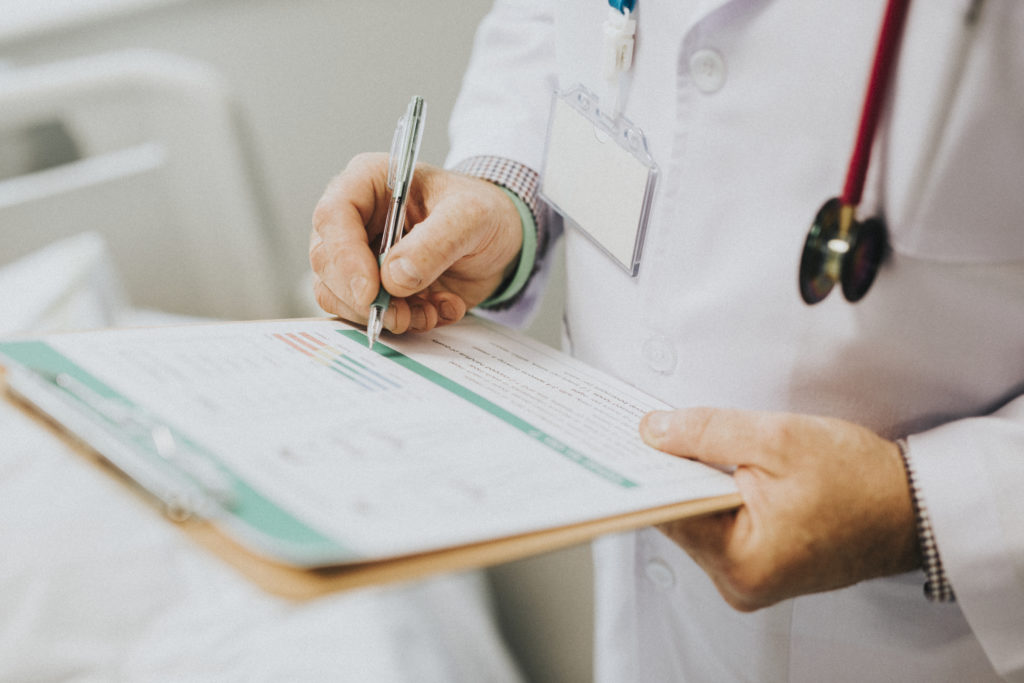 Examen médico I-693 para residencia